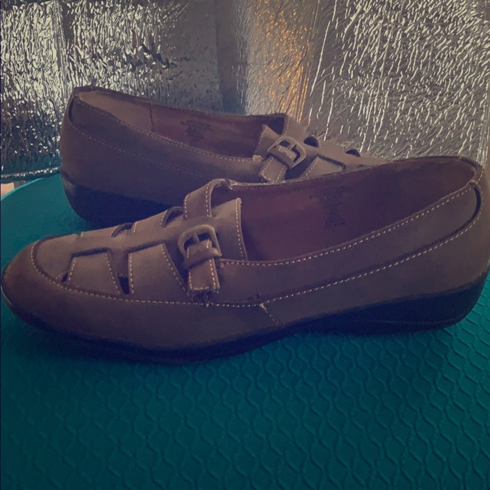 Thom McAn sz 8.5 women’s loafer